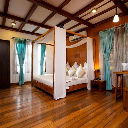 Little Chembaka Guest House Kumarakom Bagian luar foto